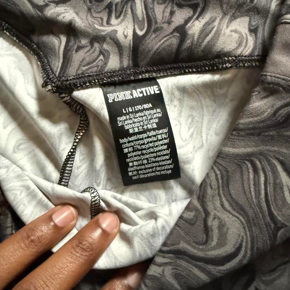 Victoria's Secret PINK gray & white marbled shorts - Picture 4 of 4
